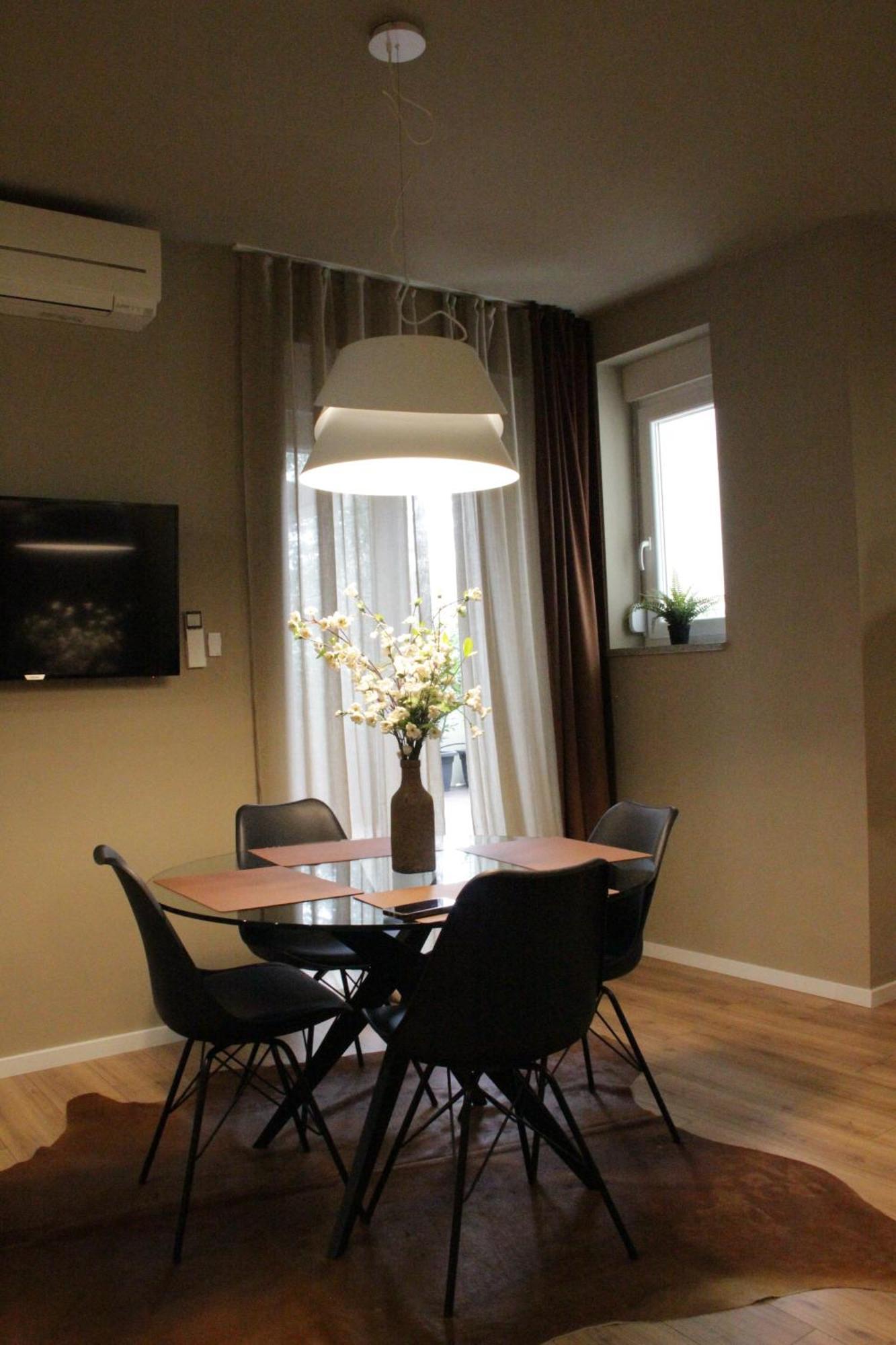 Monvi Luxury Suites Near Bacvice Beach And Old Town Apartment *