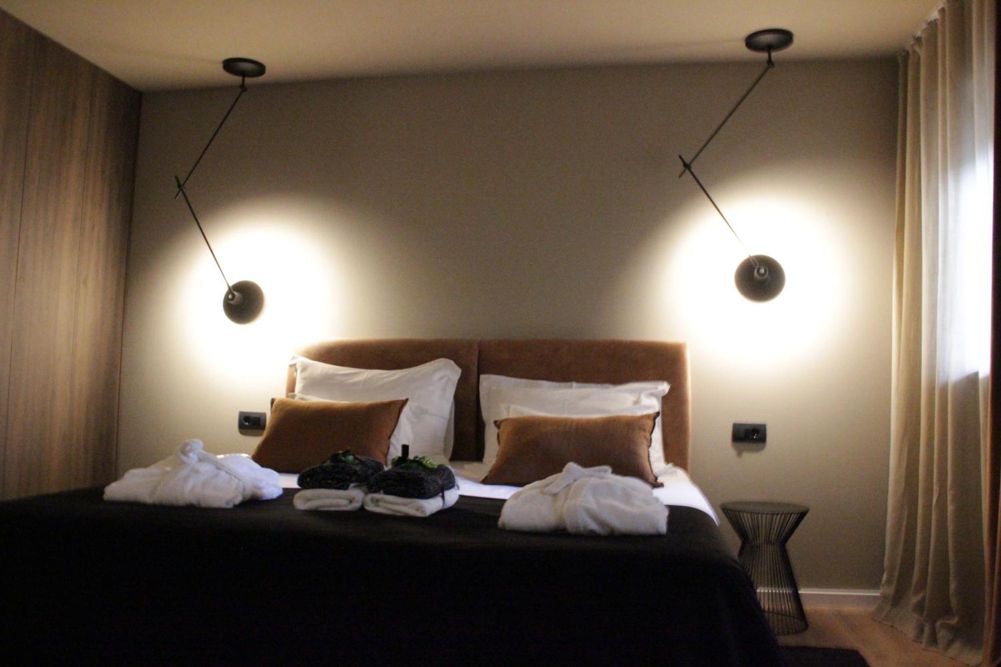 Monvi Luxury Suites Near Bacvice Beach And Old Town Apartment *