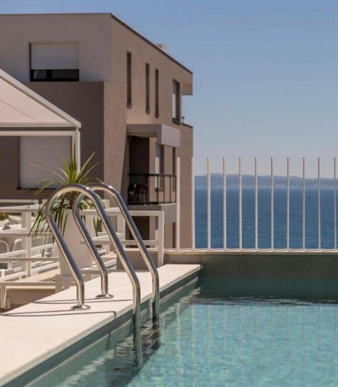 The Pleasurist - With Private Heated Pool And Terrace Split