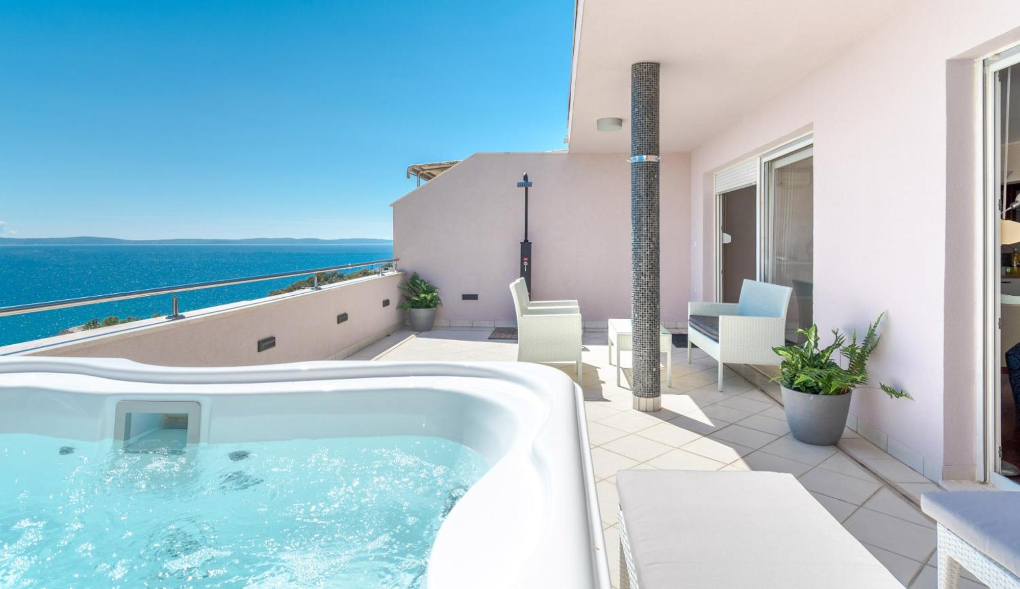 Apartamento Penthouse With Terrace And Hot Tub - Ivan Split