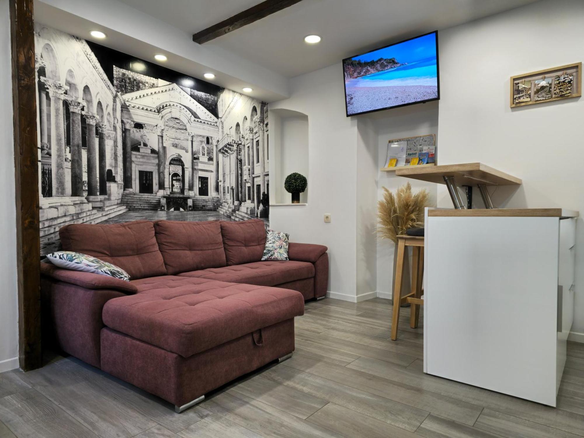 Apartment Palace