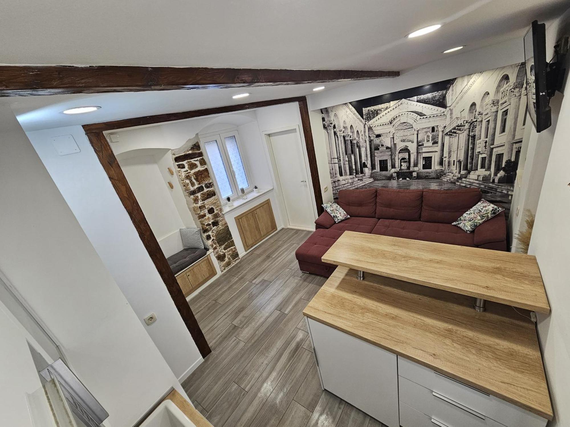 Palace Apartment