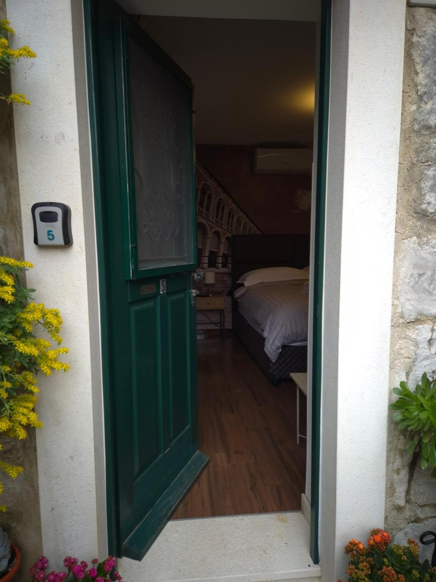 Tomadi Apartment Split