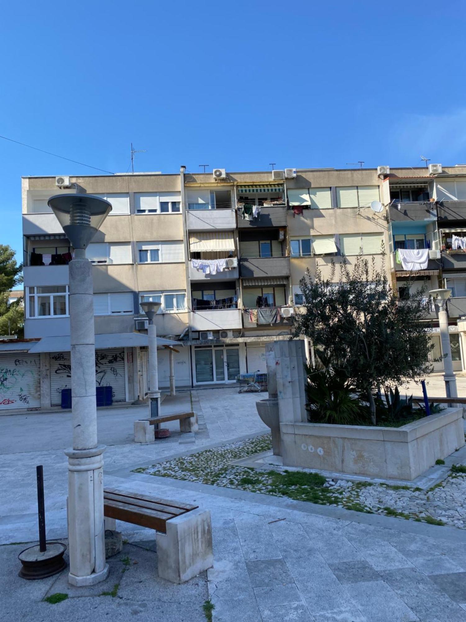 Apartment Sundowners Apartment, 52qm, Double & Single Bed, 10 Min From Old Town Of *