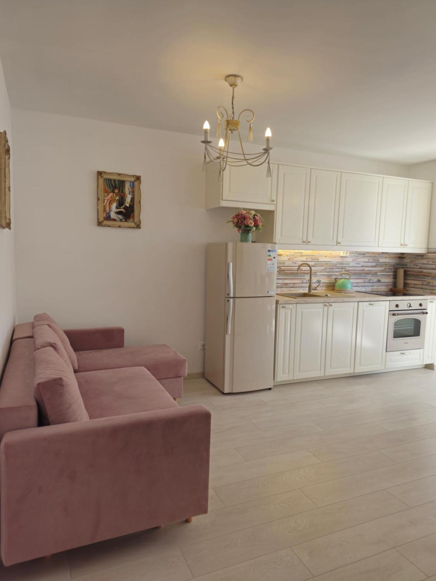 Elizabeth Apartment
