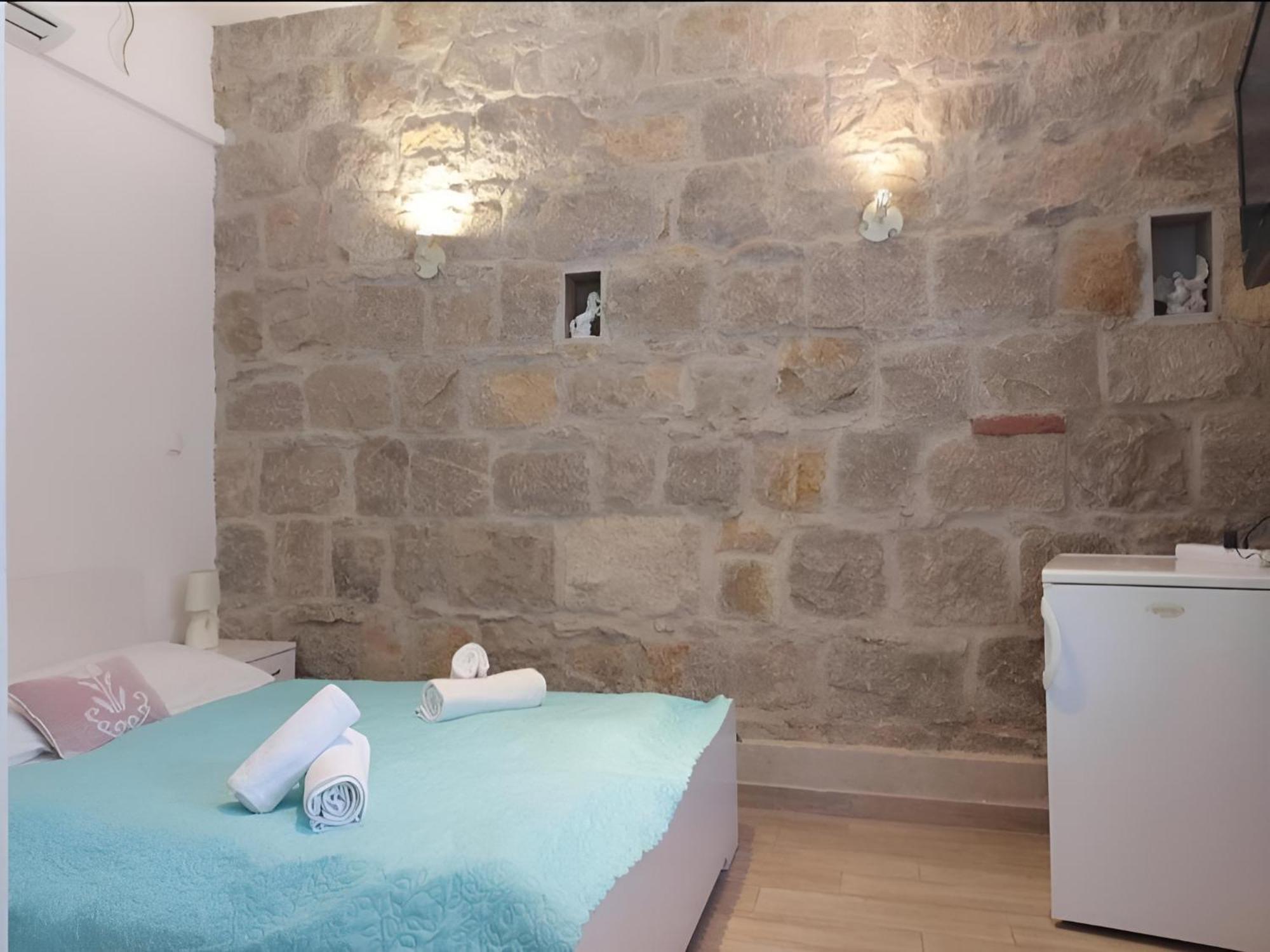 Downtown Private Apartman