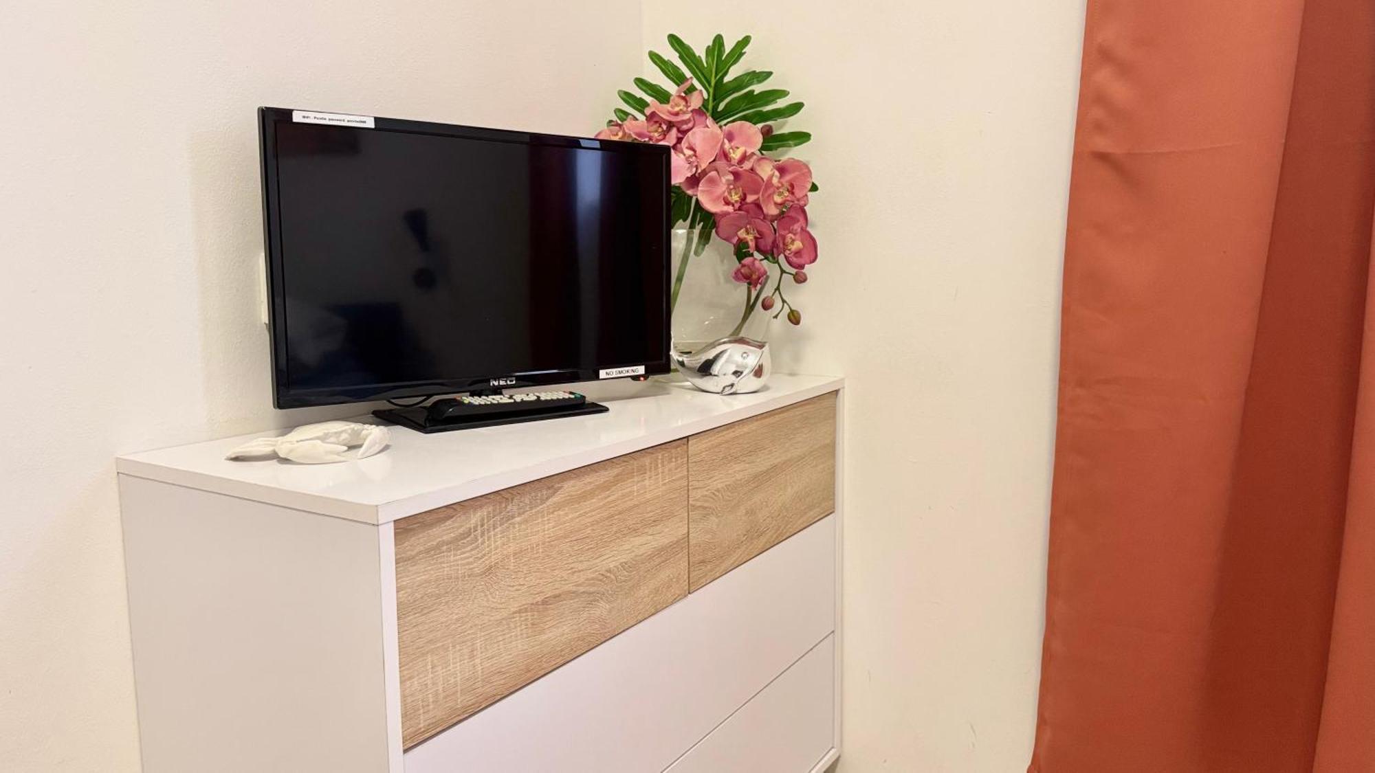 Perello Old Town Guest house 3*
