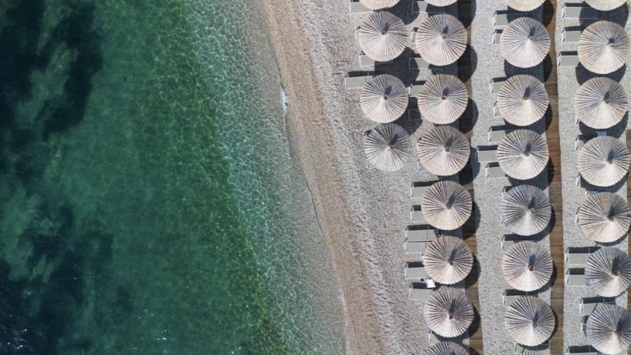 Znjan Beachfront Luxury Beautiful New With Garden Jacuzzi And Sauna Apartment *