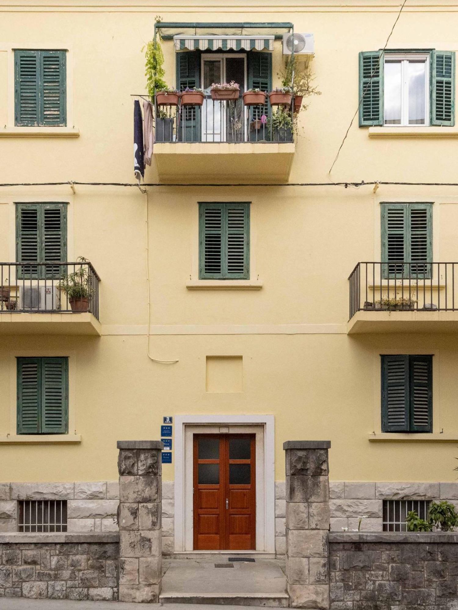 Apartment The Charm *
