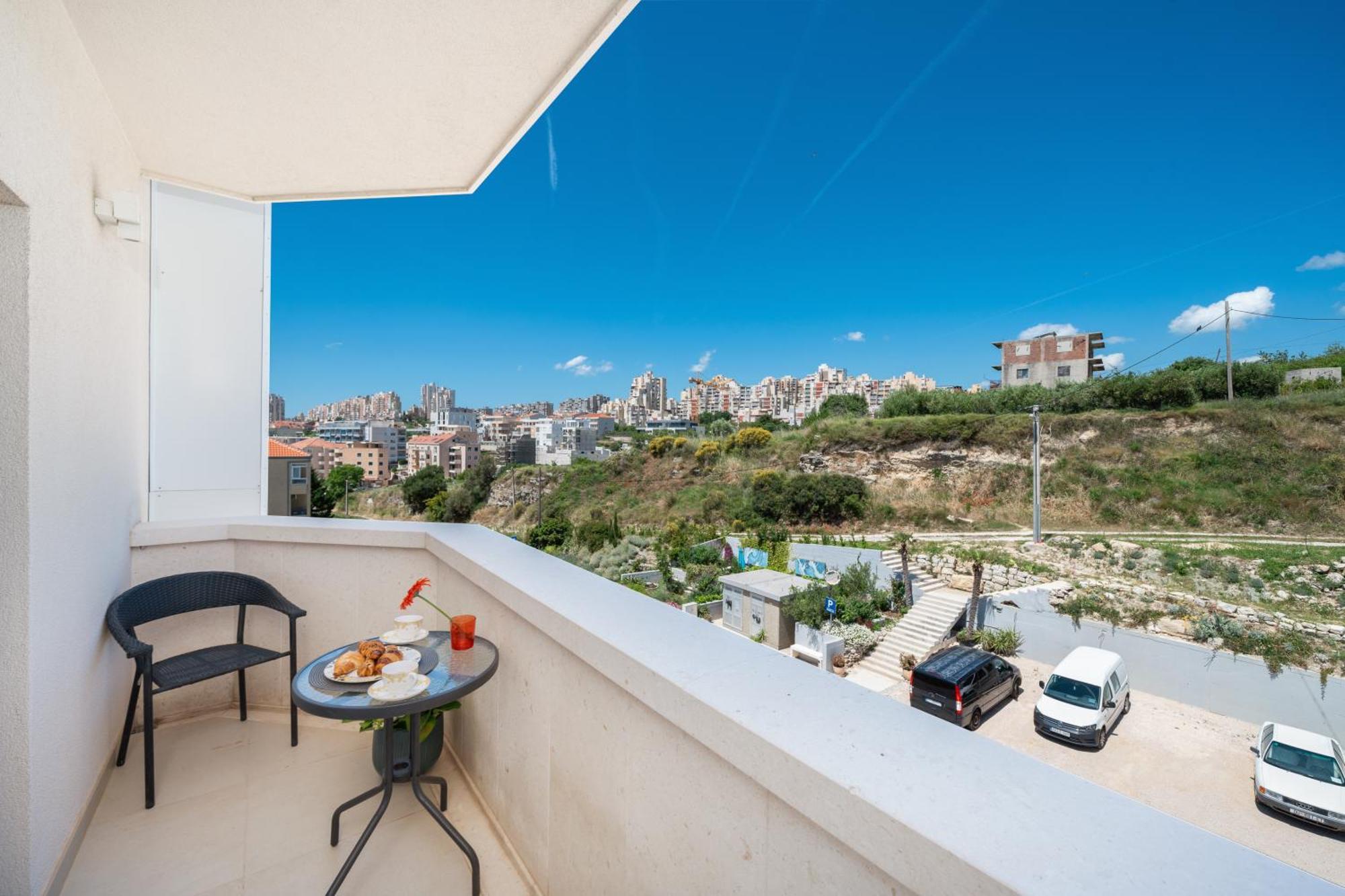 Palace Lidija Apartment Split