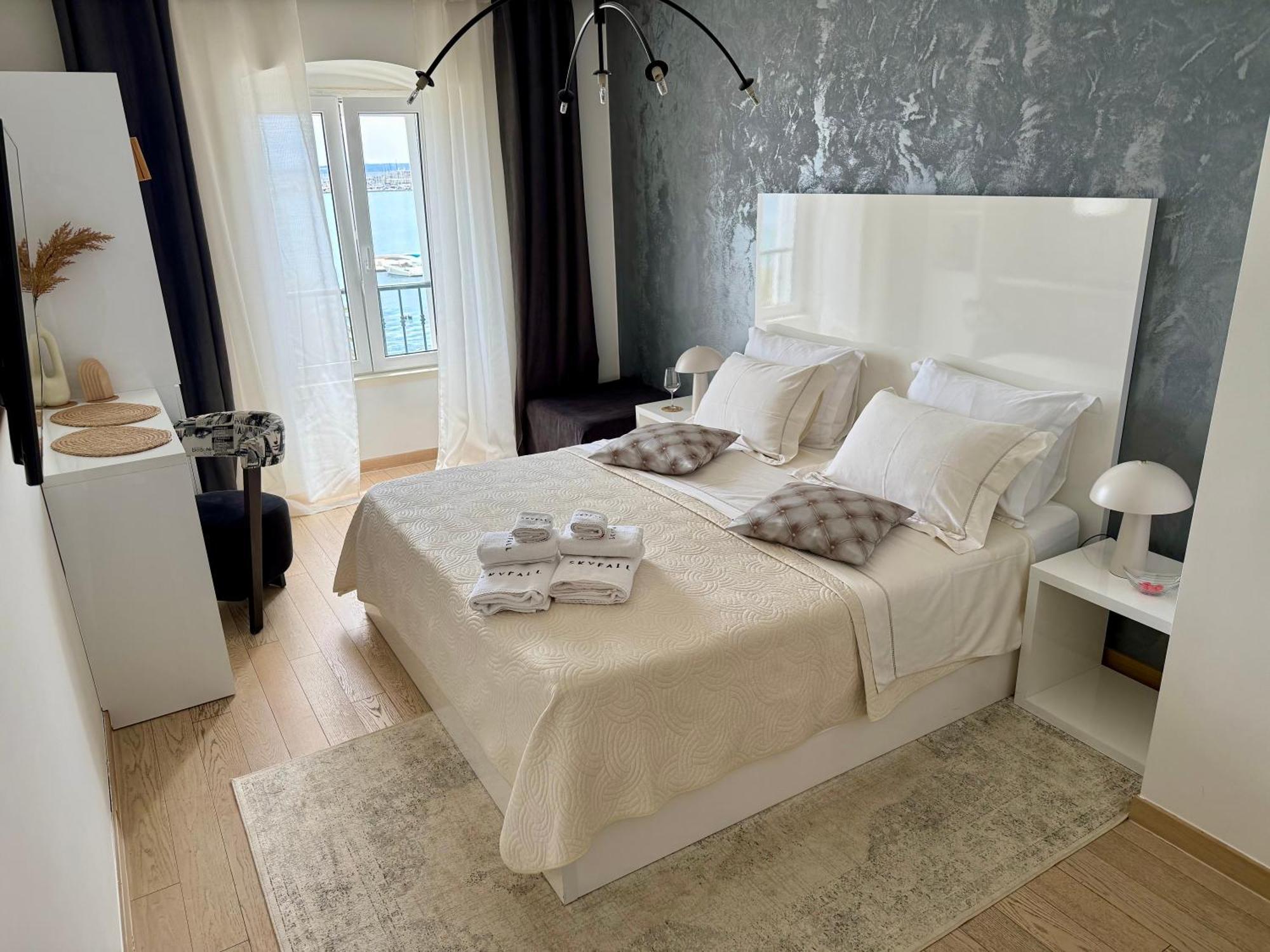 Skyfall Guest house Split