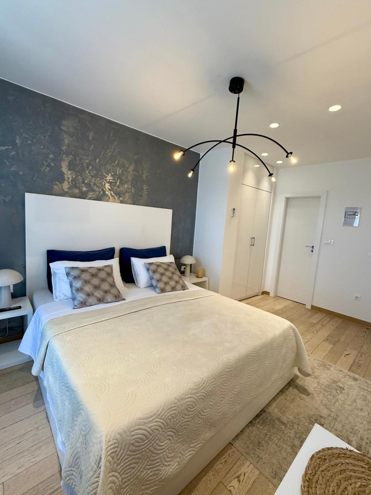 Skyfall Guest house Split