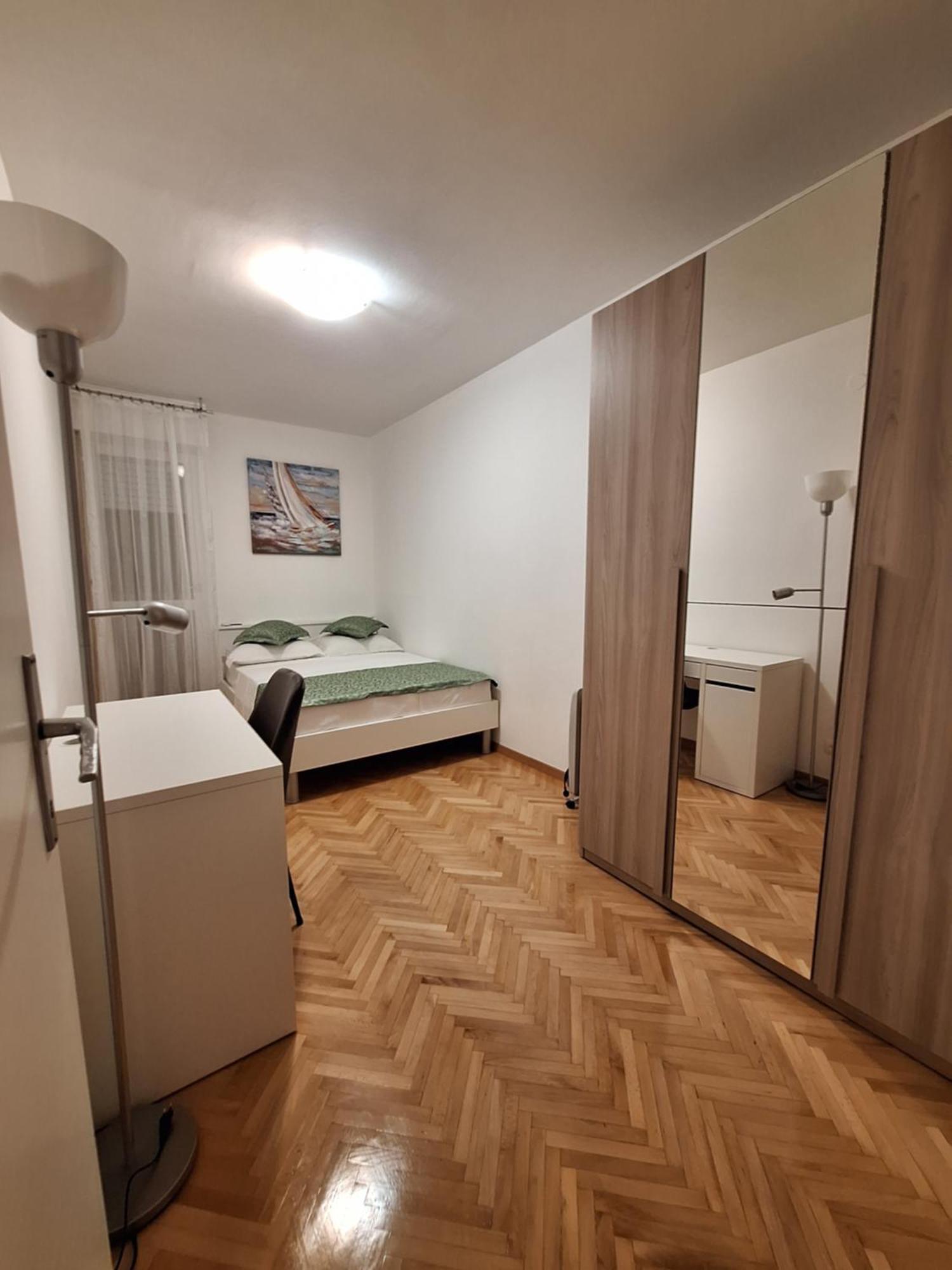 Sunshine Apartment *