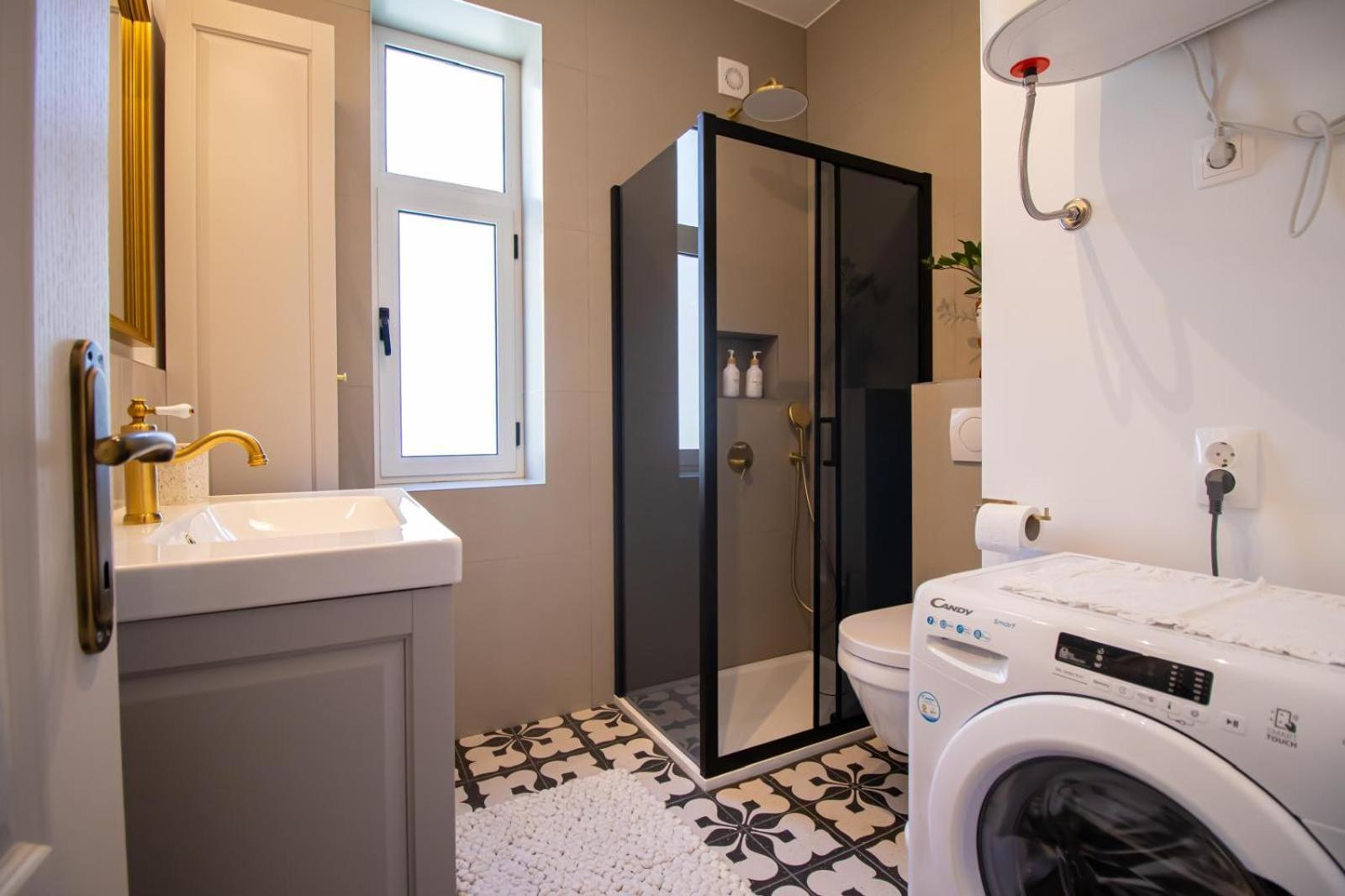Apartment Lux Duje