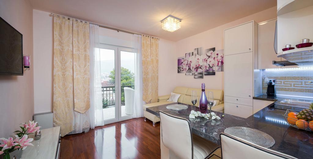 De Luxe Apartment