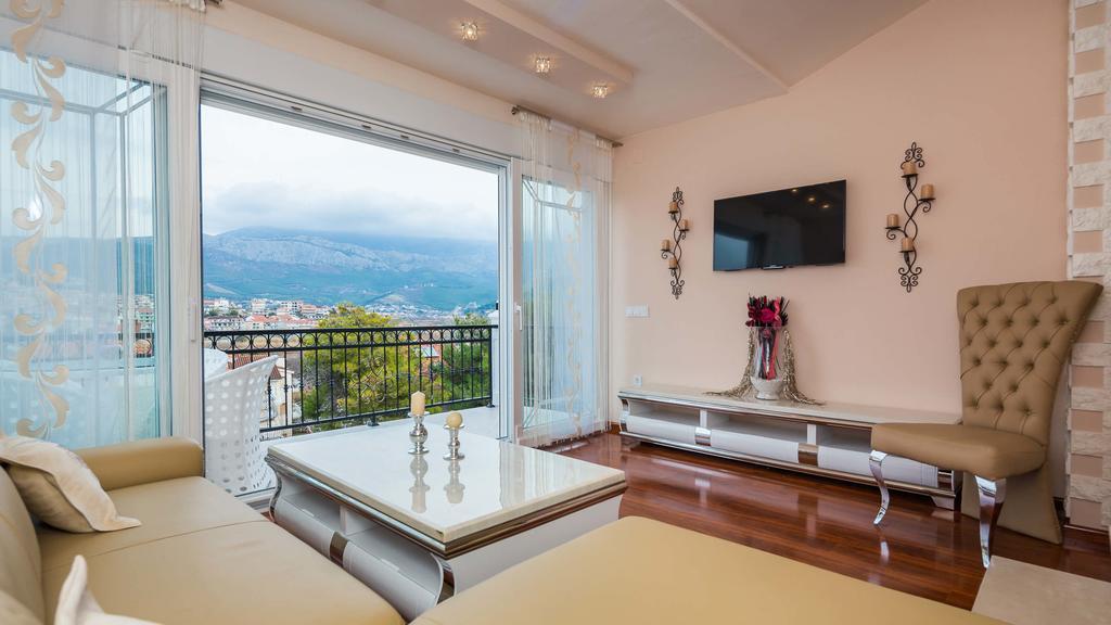 De Luxe Apartment