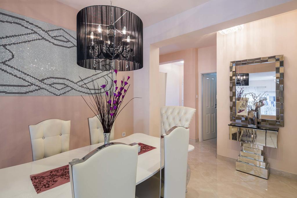 De Luxe Apartment