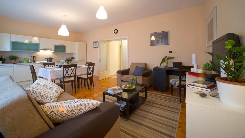 Apartment Luxe 3br Split