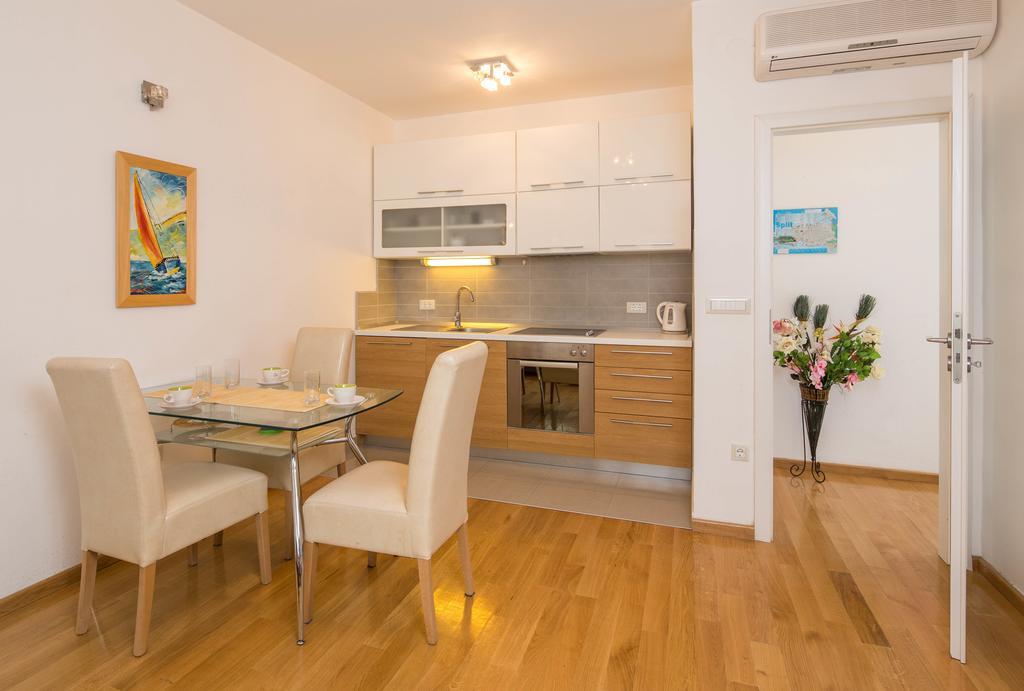 Divas Apartment *