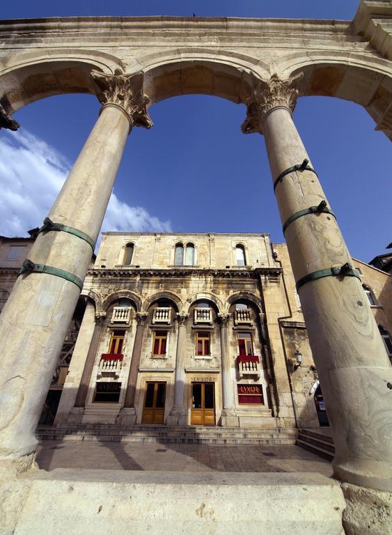 Aspalathos - With Free Parking, Near The Beach, A Few Minutes' Walking Distance To The Unesco Palace *