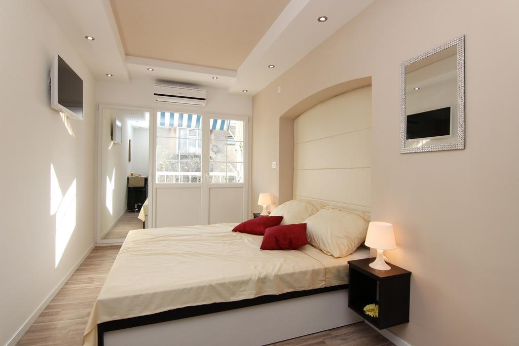 Apartment Livaja *