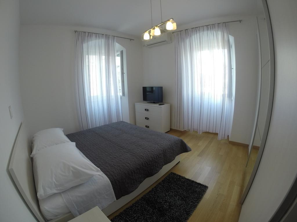 Promenade Apartment