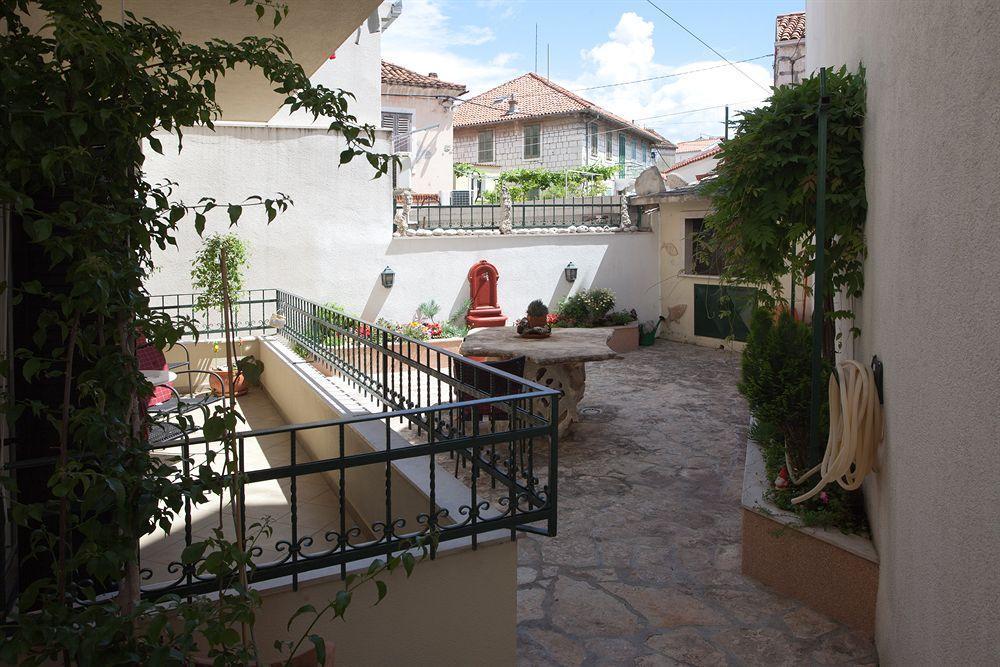 Apartment Veli Varos