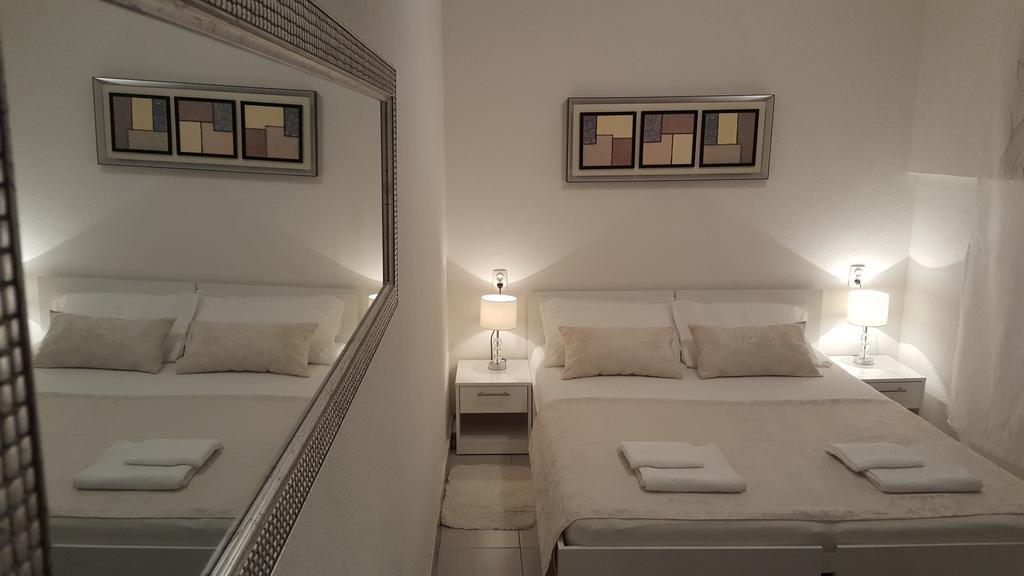 Valentino Guest house