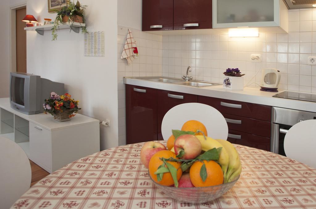 Apartment Leo *