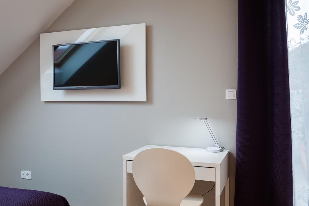 Laura Lux Guest house