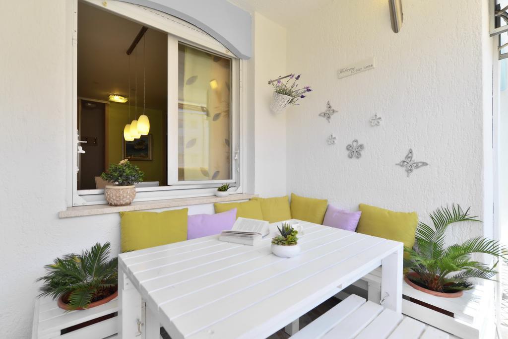 Apartment Cozy Beach Apartment Split