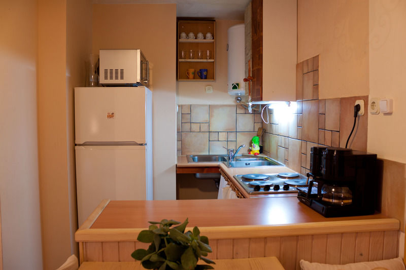 Hotel Cecilija 2*
