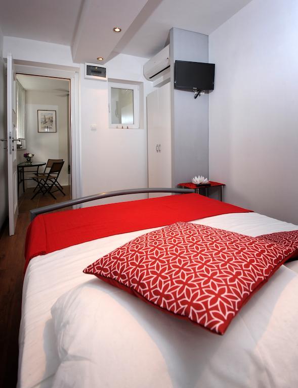 & Lasta Apartment