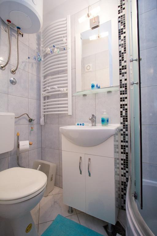 Apartments Crvena Orhideja Split