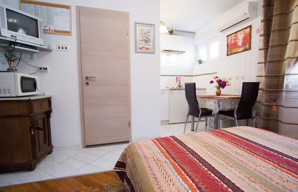 Apartments Crvena Orhideja