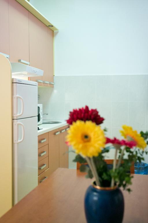 Epicenter Apartment *
