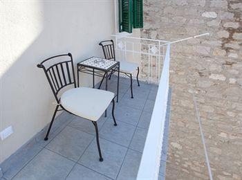 Gostinjska kuća Central Old Town 3*