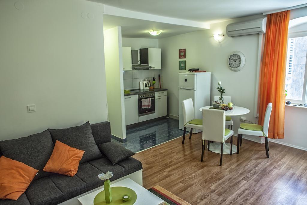 Apartment West