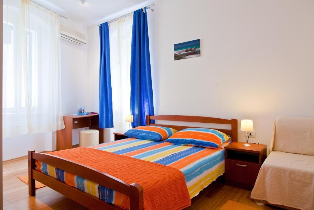 Val Apartments Apartment
