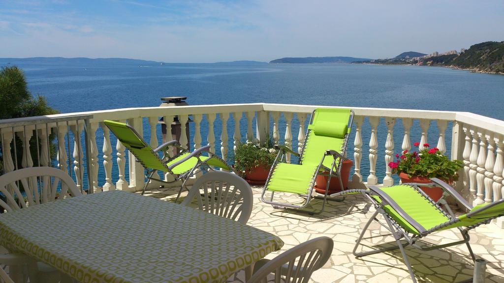 Gevera * Split