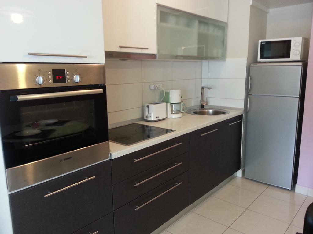 Near Reno With Private Parking Apartman *