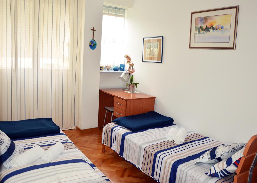 Apartment Two Air - Con