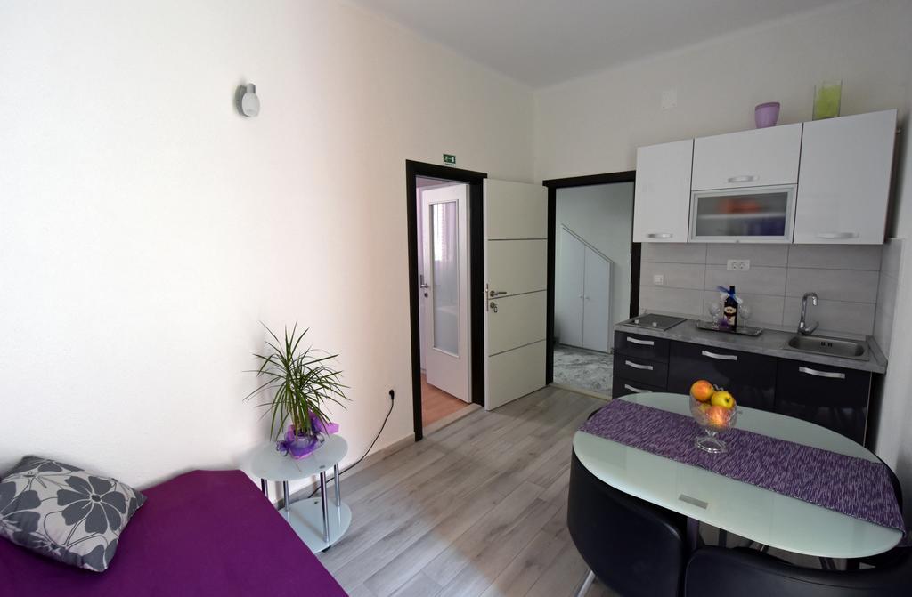 Apartment Kuzma And Split