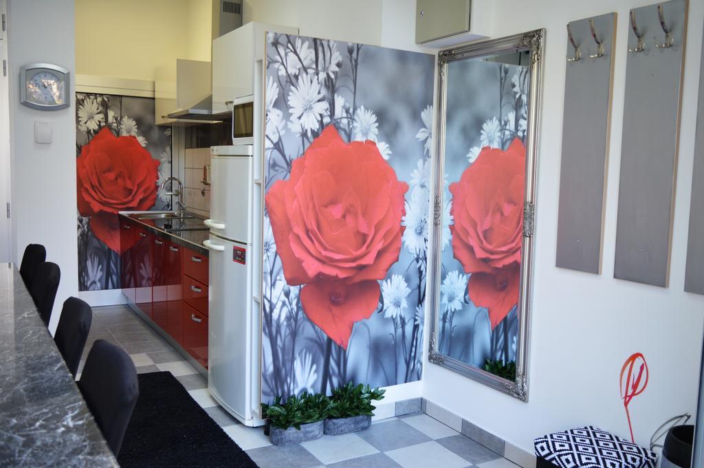 Apartment Studio Two Roses Split