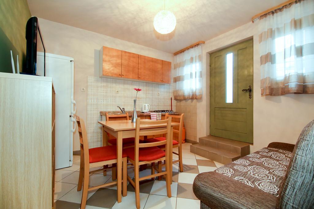 Apartamento Tiho's