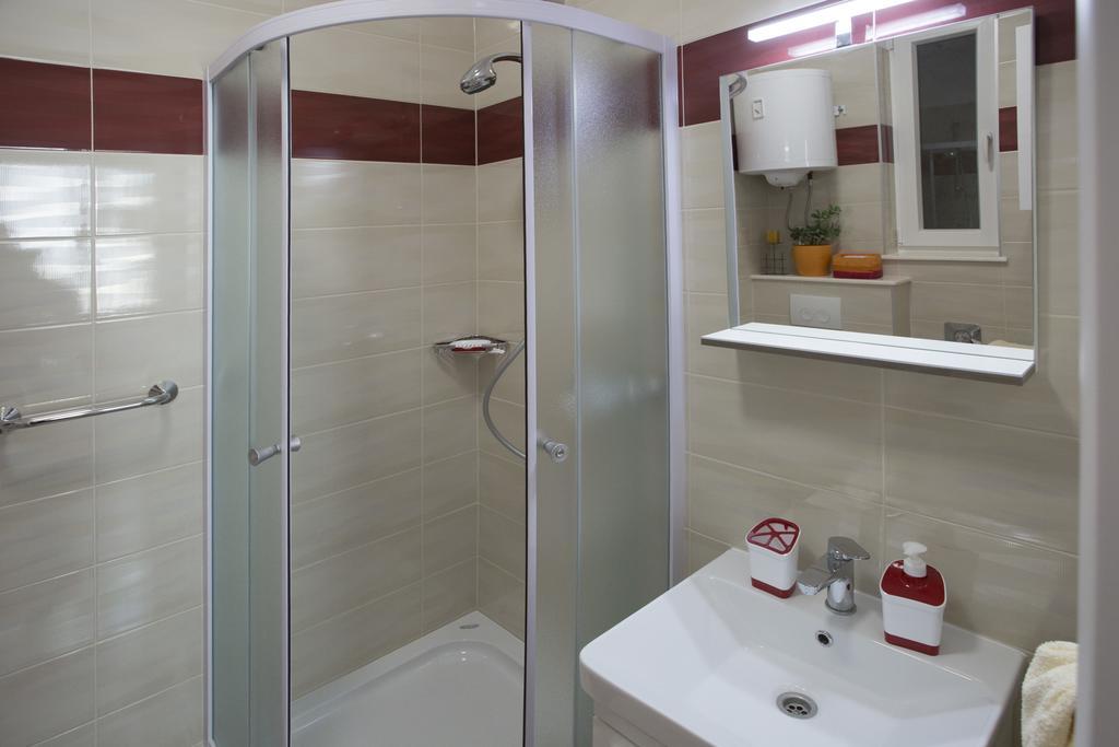 Apartment Sevilja *