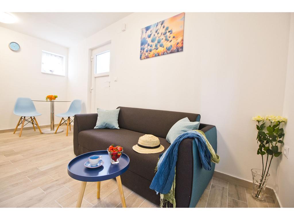 Heart Of Apartment Split