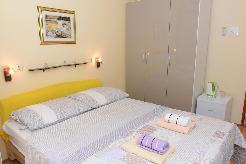 Guest house Private In The Center Of *