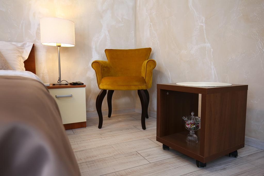 Luxury Lidija