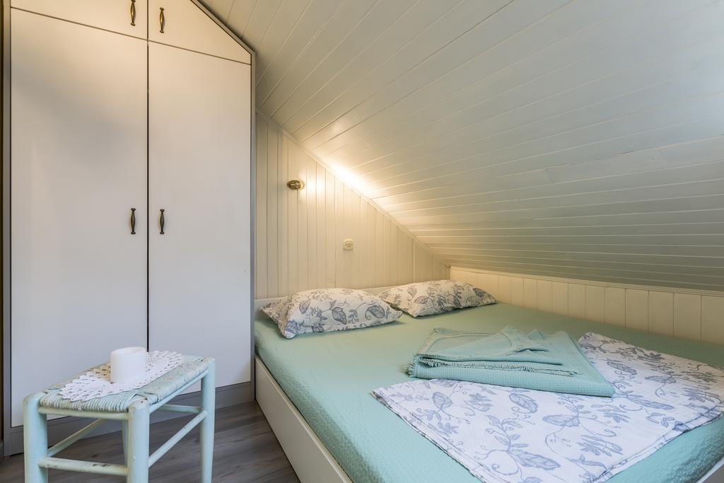 Sara Apartman *